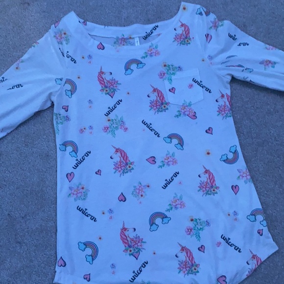 Girl’s ages 8-10 Unicorn and Rainbow long sleeve - Picture 2 of 2